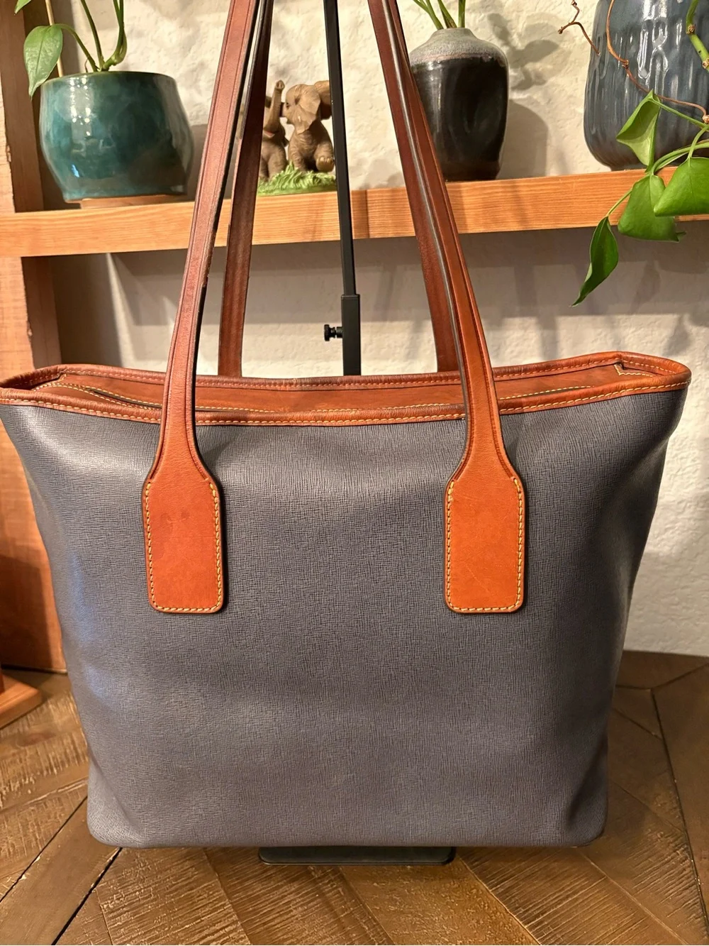 Dooney & Bourke Lexington Navy Coated Canvas Shopper Tote British Tan Leather
